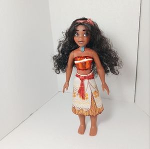 Hasbro Disney Princess Royal Shimmer Moana Doll